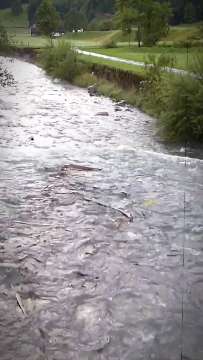 Wasserlauf Fliessgewässer AVA-INFO