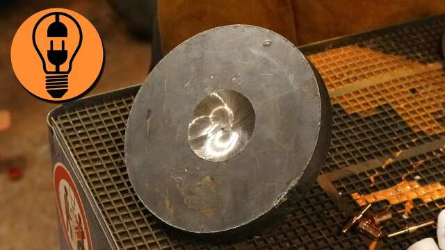Angle grinder hack: carving a perfect concave hole into a thick piece of metal!