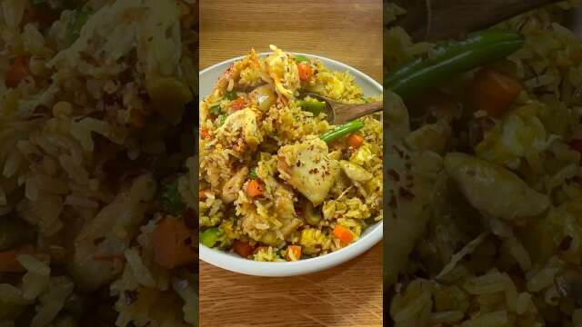 Singapore Fried Rice #recipe #cooking #chinesefood #friedrice #ziangs #chef #takeout #takeaway