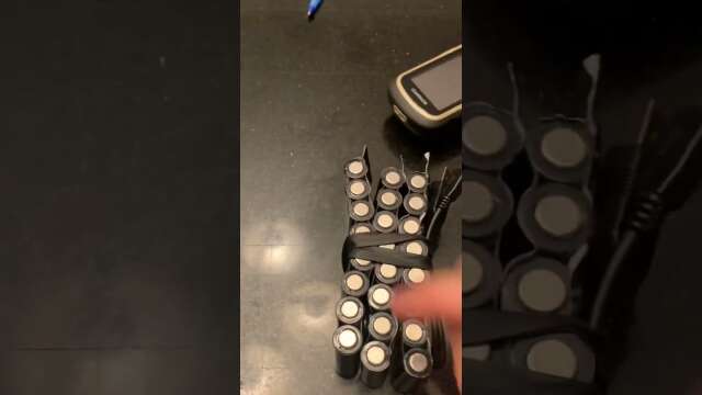 How I Store Batteries In My Kit