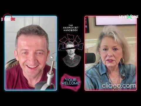 Roseanne Barr explains why she has to be the one to smack your kid at the supermarket