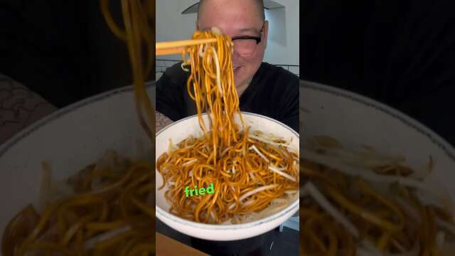 Chow Mein #recipe #noodles #chowmein #takeout #cooking #ziangs #chef