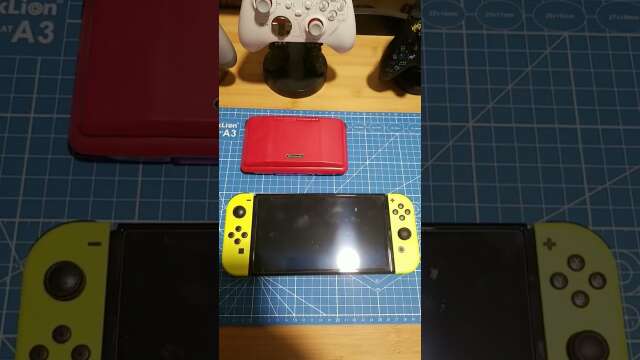 How much bigger is the Switch OLED compared to the Nintendo DS?