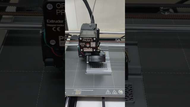 Printing a candy mold at high resolution