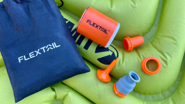 Flextail Gear Air Pump and Lantern