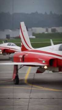 F-5E Tiger II Patrouille Suisse AVA-INFO