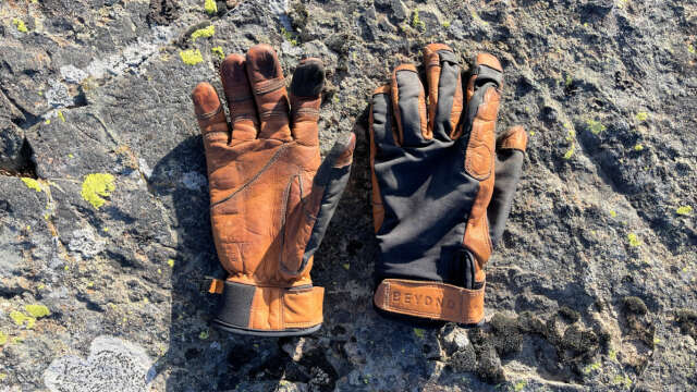 Guide Lite Gloves by Beyond Clothing