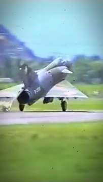 Mirage III Bremsschirm AVA-INFO