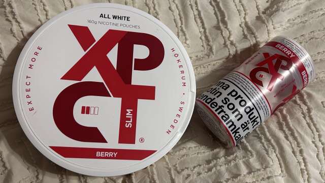 XPCT Berry (Big Can & Tube) Nicotine Pouches Review