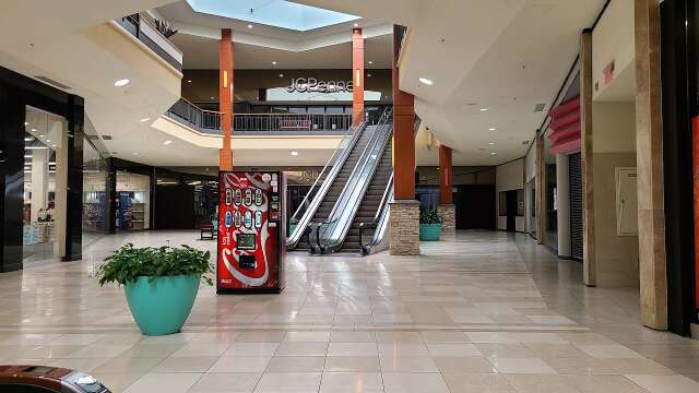 A Visit to Georgia Square Mall