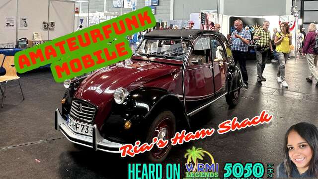 Take a ride in DJ3NF's vintage Citroën 2CV equipped with radio!